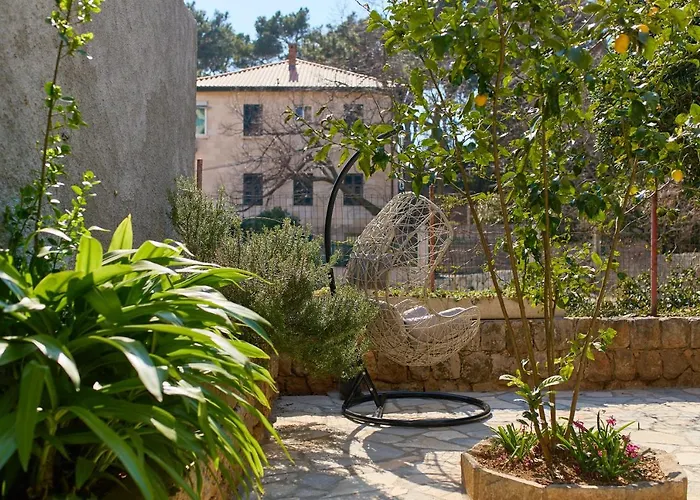 Barbara's Garden Appartement *
